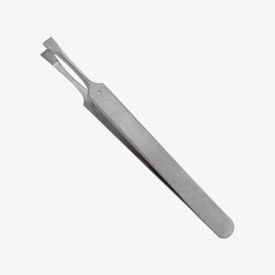 Tweezers with Pin